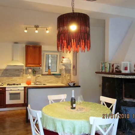 D Apartment *